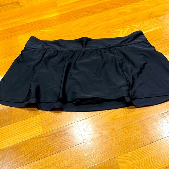 Kona sol women’s black swim skirt size 3X. - Picture 1 of 6